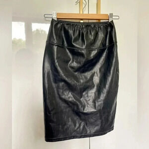 Aritzia Wilfred Free Vegan Faux Leather High Waist Stretch Pencil Skirt Black XS